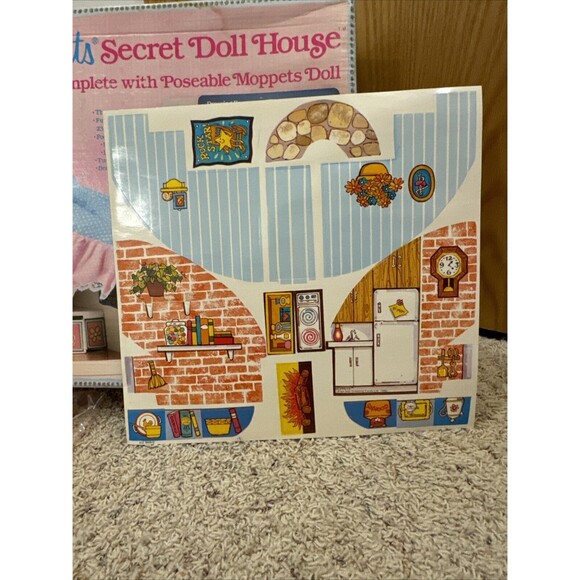NEW & COMPLETE Knickerbocker Moppets Secret Doll House 1980 Mint Condition Rare - Picture 11 of 16